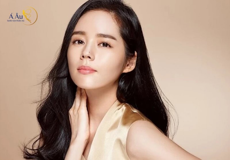 Có nên tẩy nốt ruồi ở ở cánh mũi không?