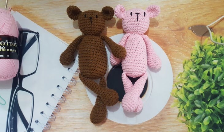 Giặt gấu bông len bằng tay với dung dịch dịu nhẹ
